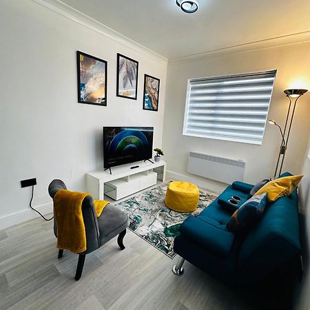 Cozy Haven Your Perfect 1Bed Le2 Leicester Dış mekan fotoğraf